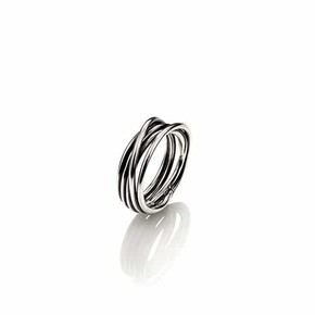 Anello Monte Carlo Piccolo Giovanni Raspini - 9428 - 16 Anello Monte Carlo Piccolo Giovanni Raspini - 9428 - 16